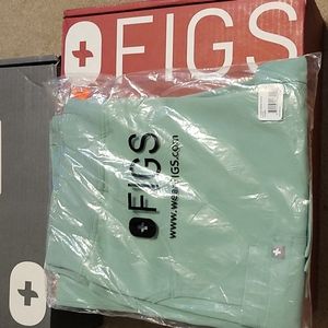 Figs Jade NWT Small Petite Kade Scrub Pants